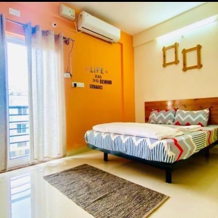 Pangsapuri 225 m² dengan 1 bilik tidur dan 1 bilik mandi peribadi di Marathahalli Bangalore Luaran gambar