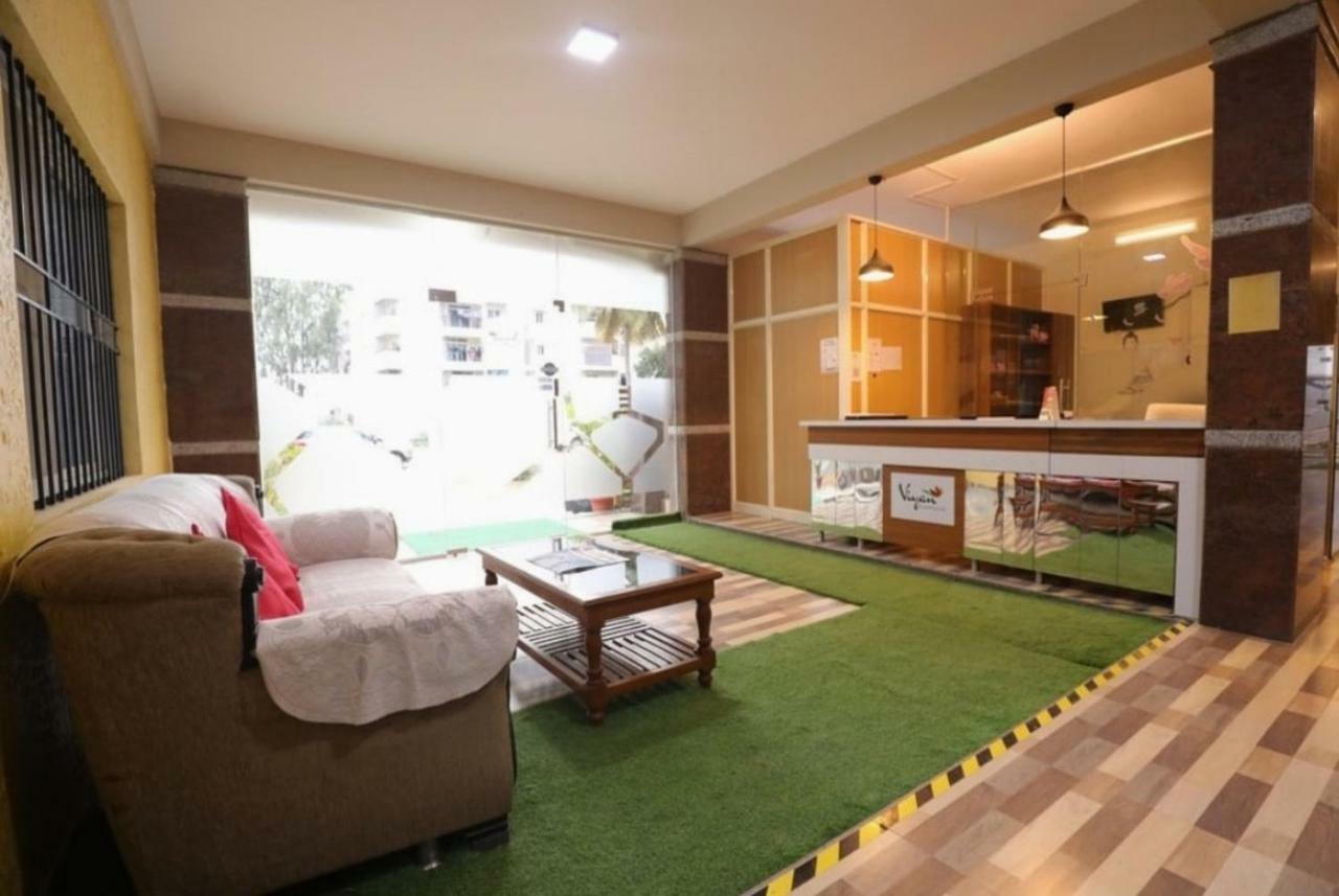 Pangsapuri 225 m² dengan 1 bilik tidur dan 1 bilik mandi peribadi di Marathahalli Bangalore Luaran gambar